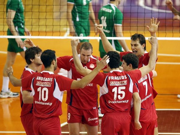 Με θεατές… υπεράνω υποψίας