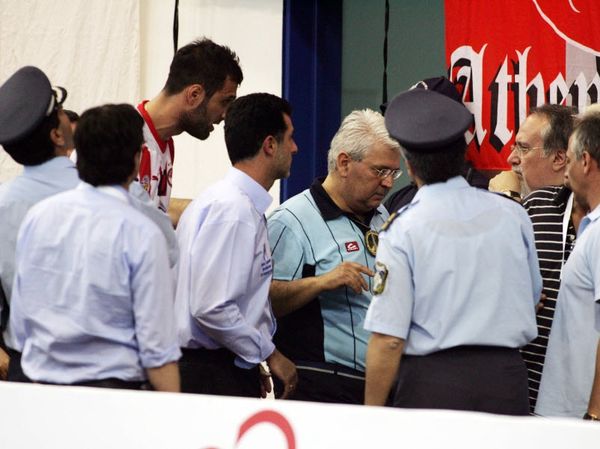 Αποχή οι διαιτητές!