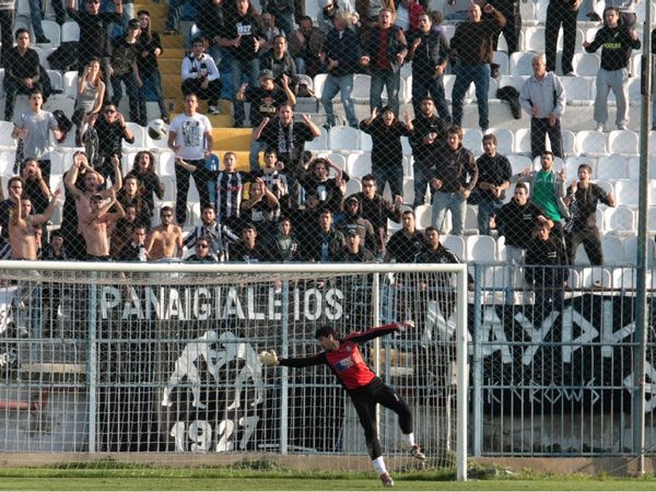 «Να ορθώσουμε ανάστημα»