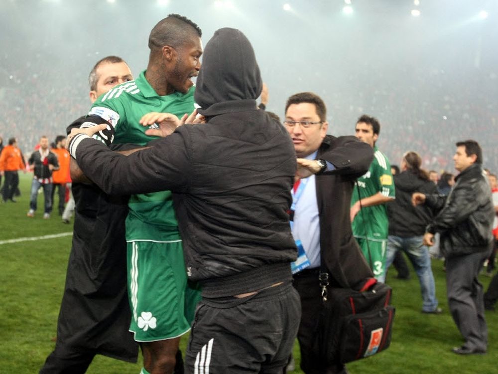 Καθαρίζοντας «την κόπρο του Αυγεία»