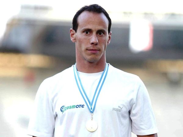 «Ο κόσμος με κράτησε όρθιο»