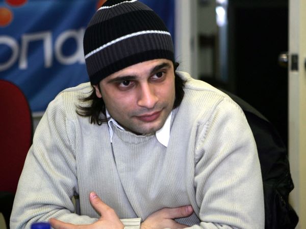 Ενταση με Χαραλαμπίδη