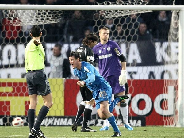 Όταν «σπάνε» οι έδρες…