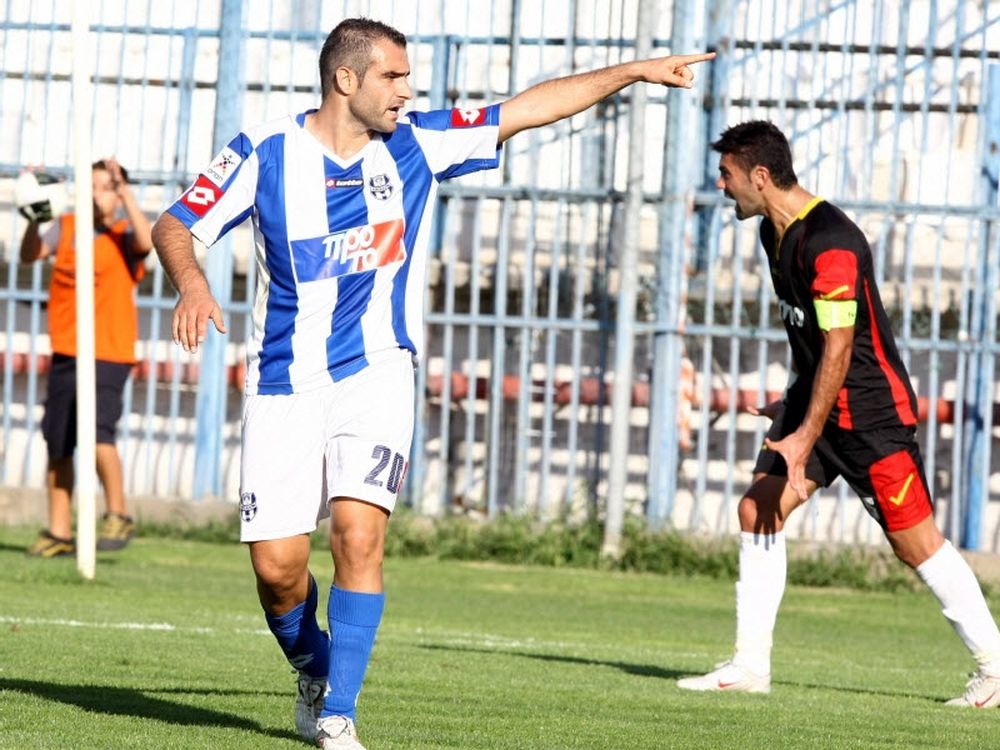 Επέστρεψε στην πρώτη θέση