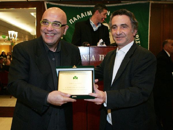 «Δυσφημεί το ποδόσφαιρο»