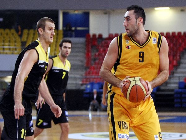 Απών ο Τόντιτς