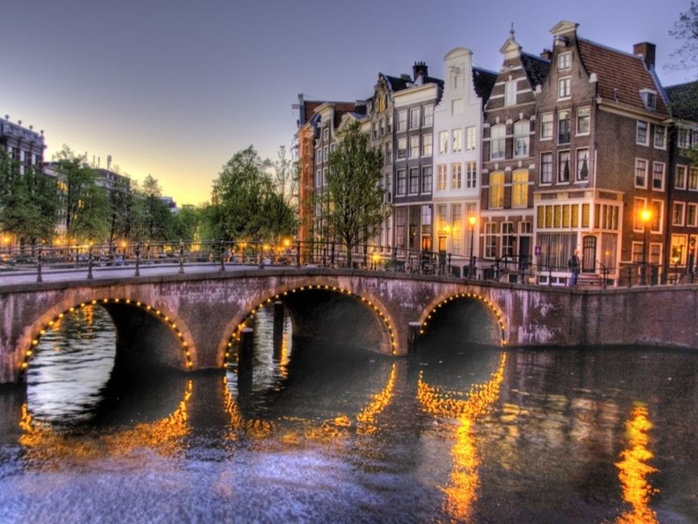 Οι υποψήφιες διοργανώτριες