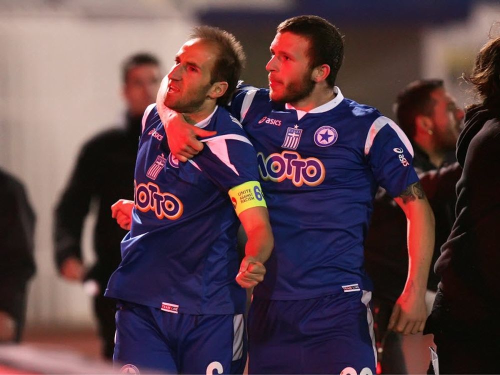 Πανηγύρισε με τον κόσμο