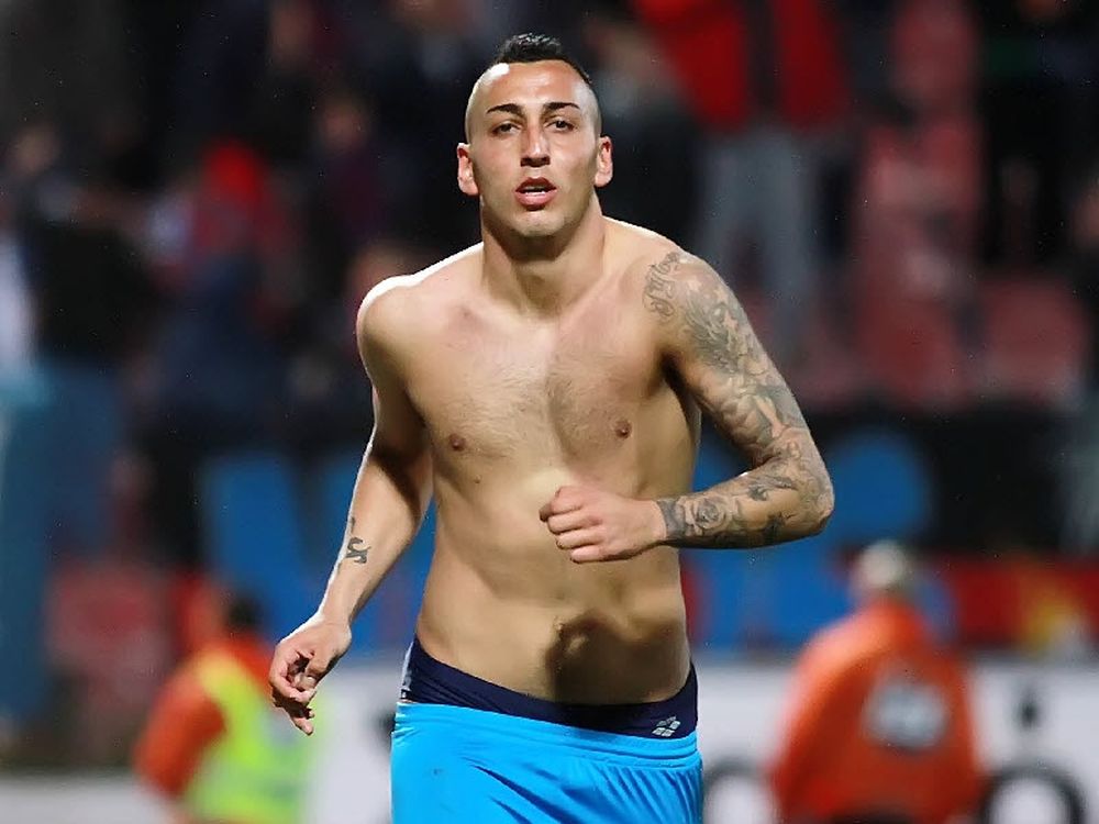 Αναγκαστική… συγγνώμη