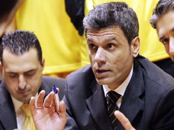 Σχόλιο Κορωνιού για «αιώνιους»