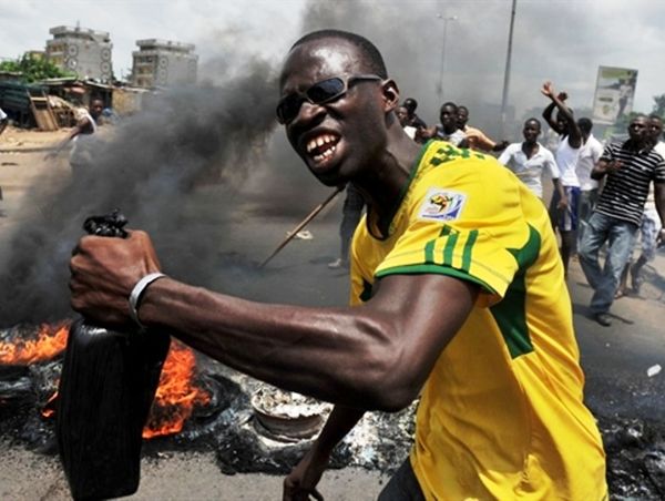 Αναβολή στην Ακτή Ελεφαντοστού 