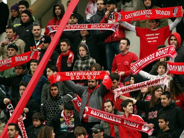 Μοιράζουν προσκλήσεις
