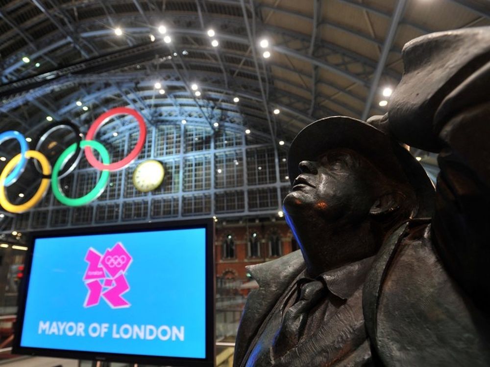 Γλυπτό οι Ολυμπιακοί κύκλοι