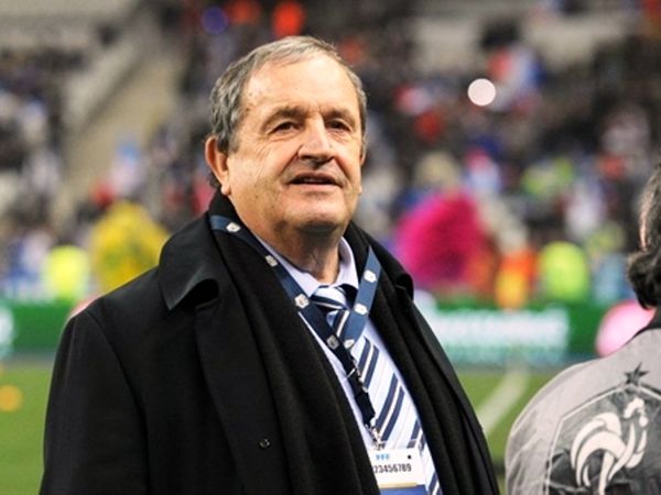 Περιμένοντας τον Κακά