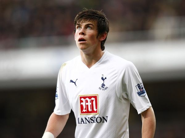 Ετοιμάζει τον Μπέιλ