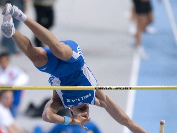 Πέμπτος ο Φιλιππίδης (video)