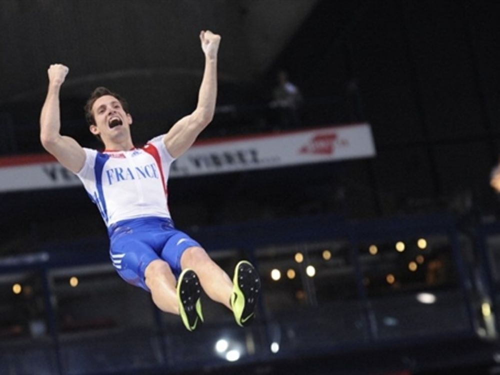 Τα… ‘σπασε ο Λαβινέλι