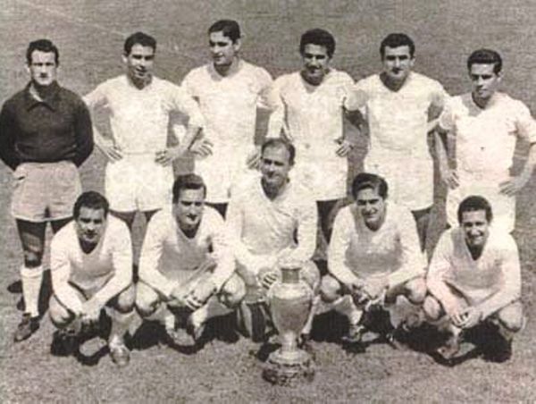 1956-57: Στην κορυφή ξανά