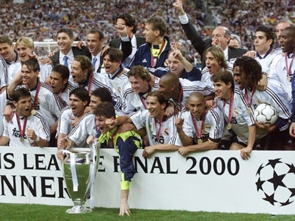 1999-00: Ο... γούρικος Ολυμπιακός!