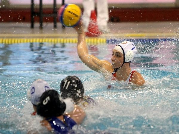 Ούτε ρούχα να φορέσουν…