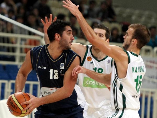 Μπήκε ο Αγγελόπουλος