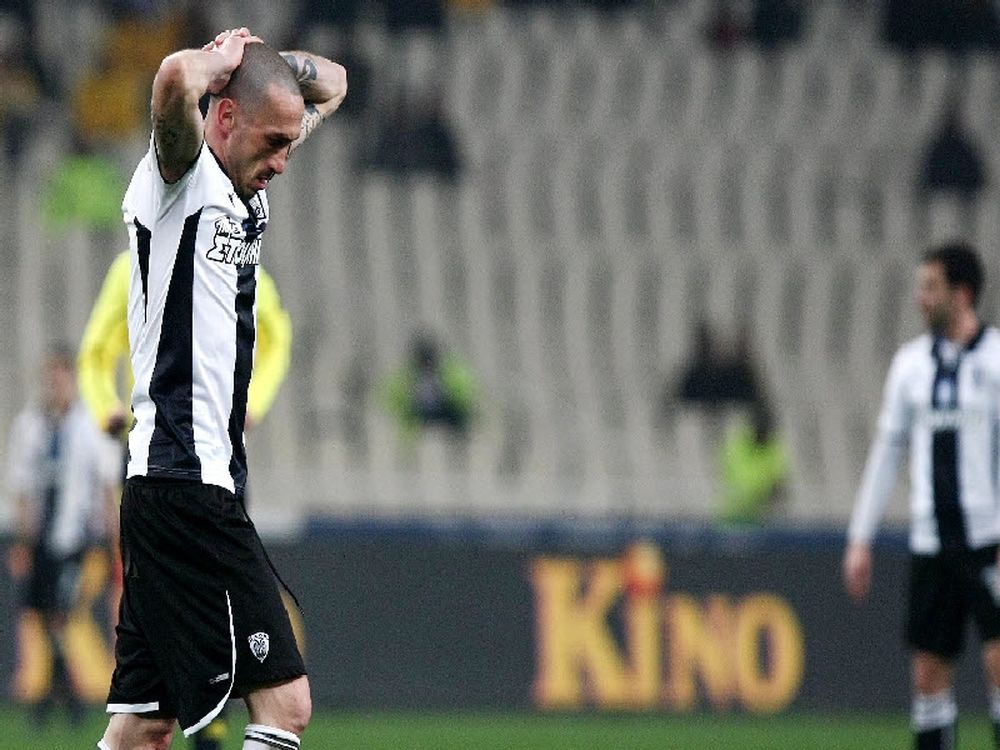 Όλοι τους παίζουν με τη φωτιά