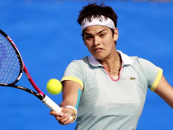 Άνοδος για τη Λένα