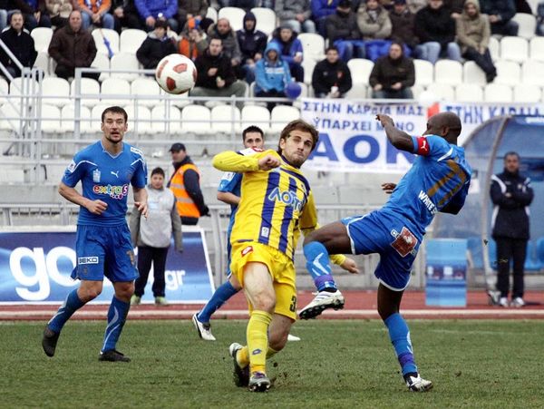 Επιστροφή στην… κατήφεια