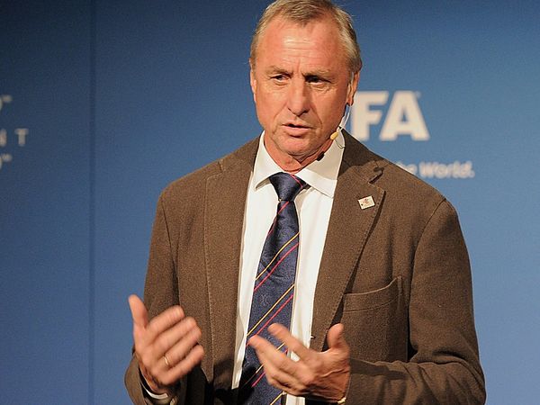 Απορεί ο Κρόιφ!