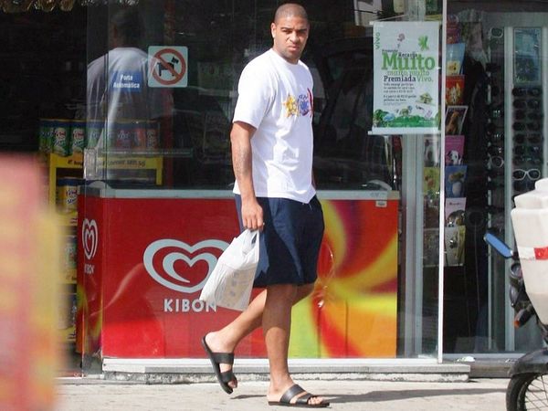 Τέλος ο Αντριάνο 