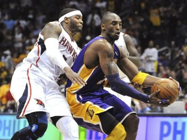 Οκτώ σερί οι Λέικερς