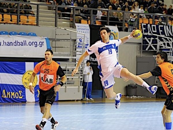 Πρώτη νίκη με Ολλανδία