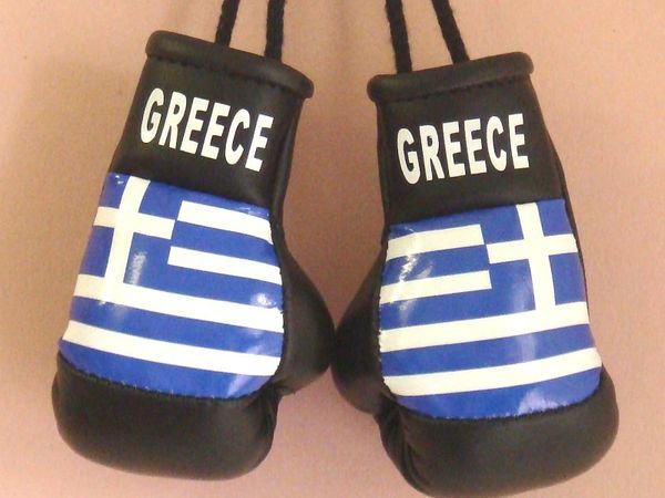 Στον Άγιο Κοσμά οι Νέοι