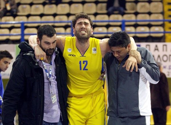 Στο χειρουργείο ο Τσιάκος