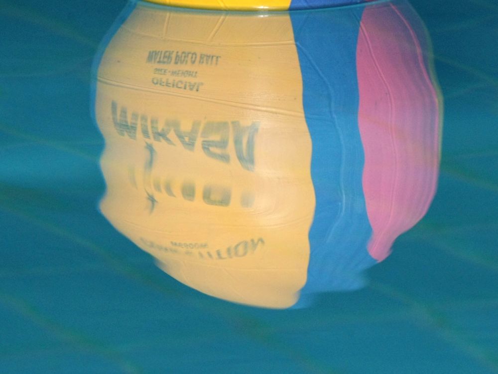 Πρεμιέρα με το φαβορί