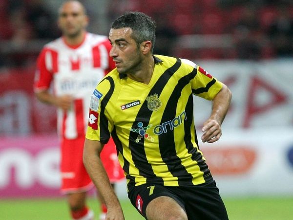 «Σειρήνες» για Ρουμπάκη