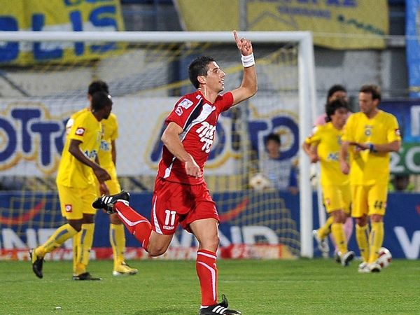 Νοκ άουτ ο Παντελιάδης