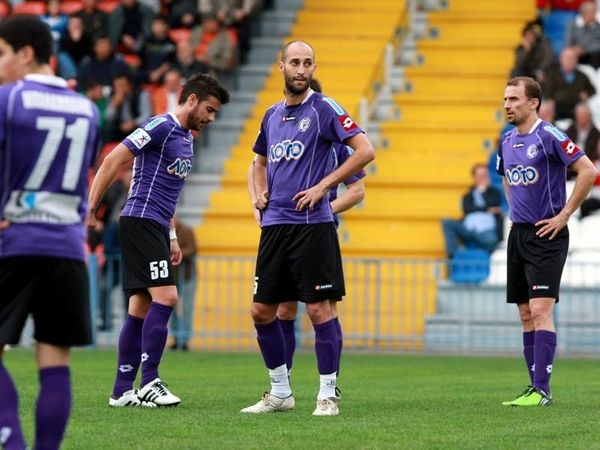 Ετοιμοπόλεμος ο Αλήμπασης