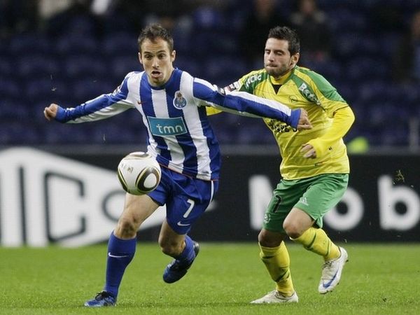 Κλήση σε Μπελούτσι!