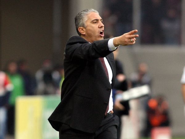 Με απουσίες για το «διπλό»