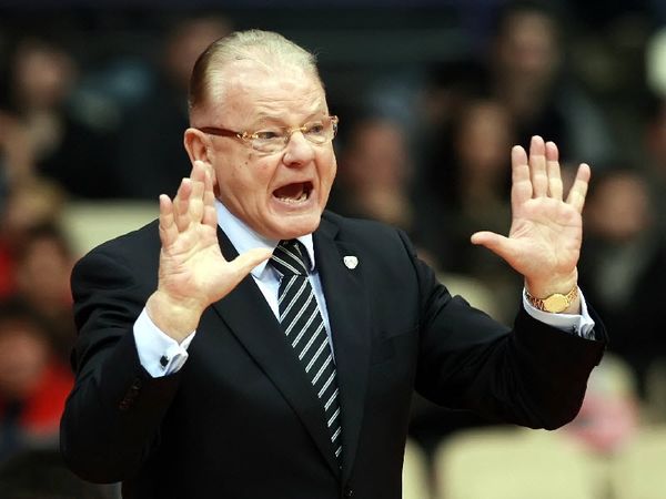 Επιμένουν για «Ντούντα» 