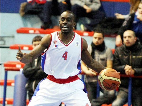 Προβλέψιμος επιθετικά