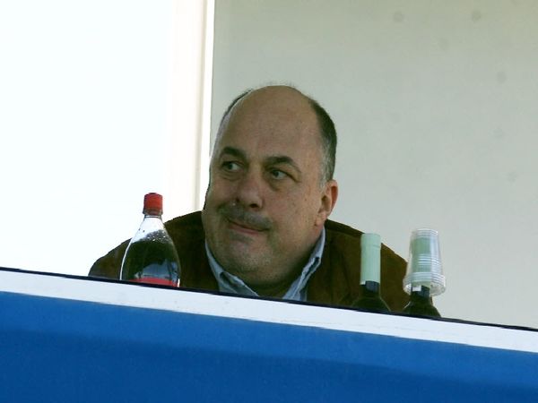 «Να τον στείλουν στον αγύριστο»!