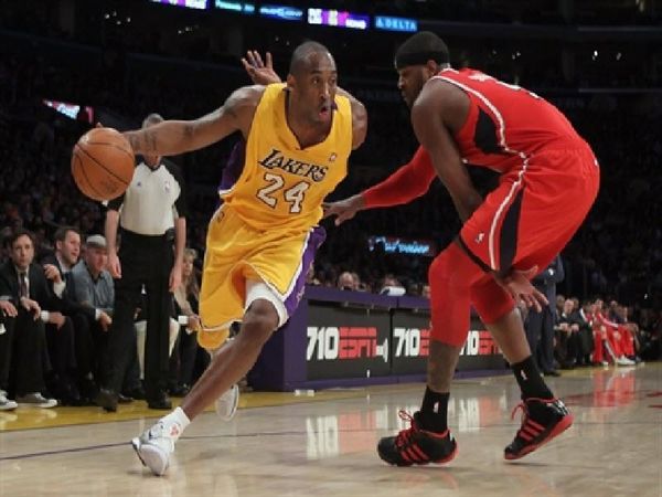 Σύγκριση Κόμπι με Τζόρνταν