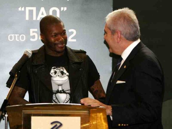 «Δεν παίζεται ο άνθρωπος»