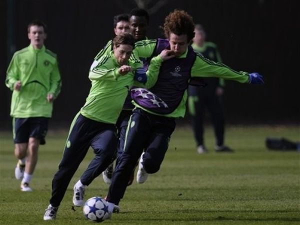 Στον πάγκο ο Τόρες