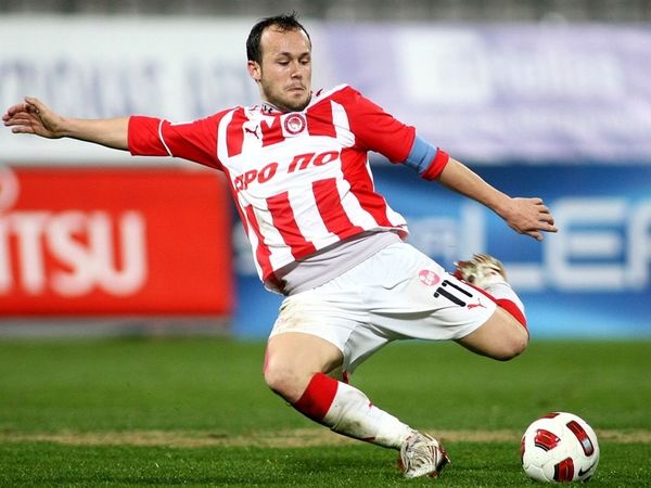 Ξένο σώμα ο Καπετάνος