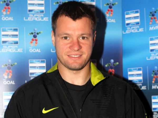 «Να γράψουμε ιστορία»