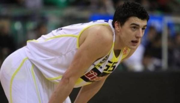 Θέλει εθνική Τουρκίας...