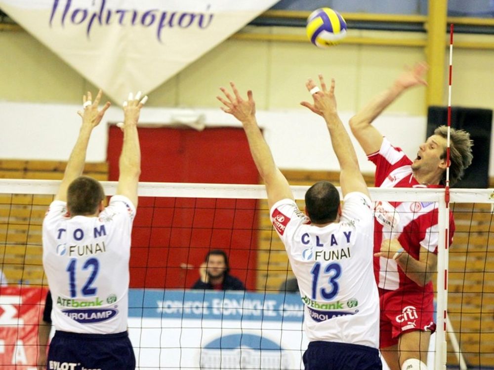 Η παράδοση στον Ηρακλή